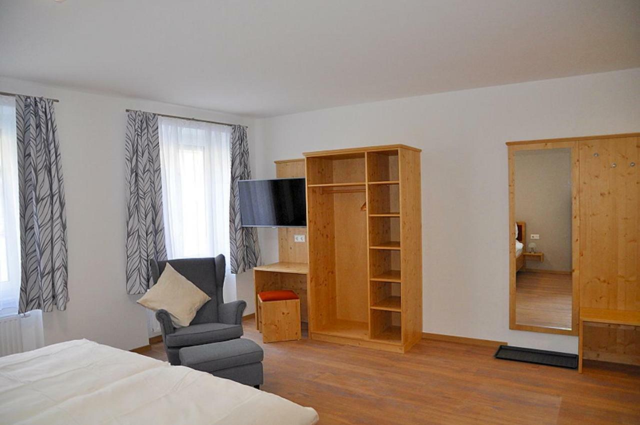 Bed Bike & Breakfast Bed & Breakfast Traismauer Екстериор снимка