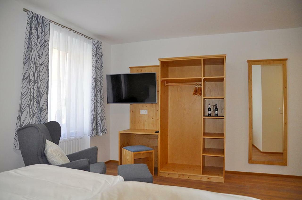Bed Bike & Breakfast Bed & Breakfast Traismauer Екстериор снимка